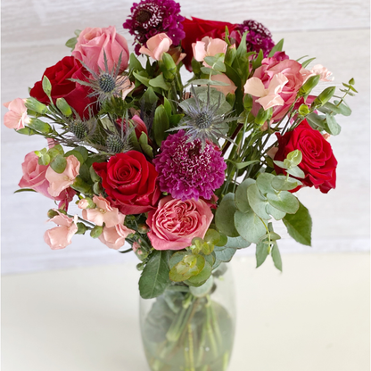 Elegant Red and Pink Bouquet